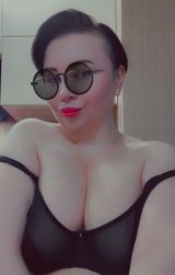 Миниатюра Индивидуалка Олечка Зеленая роща Фотография 